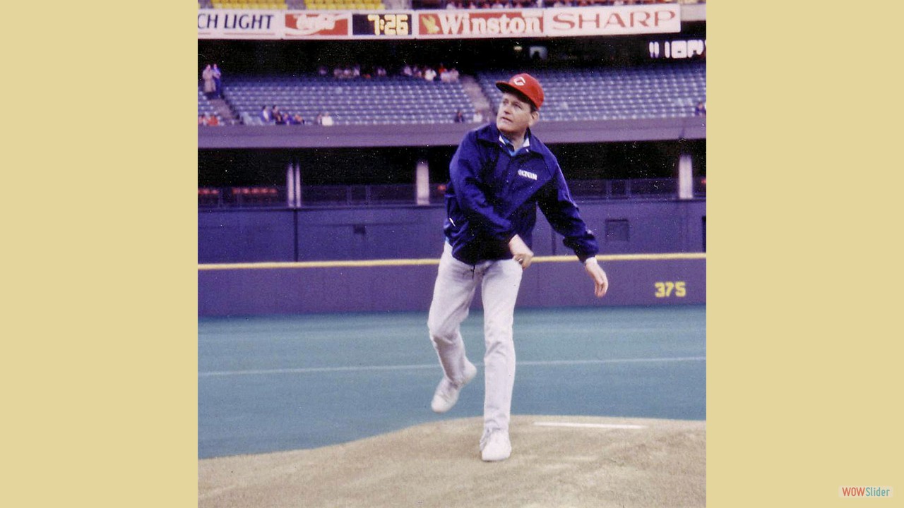 1991 Bob threw out the first pitch at the Reds 2nd game of the season